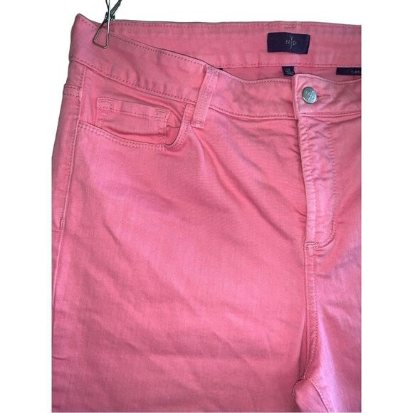 NYDJ lift tuck technology and crop flamingo color 5 pockets size 14 jeans - Picture 4 of 10